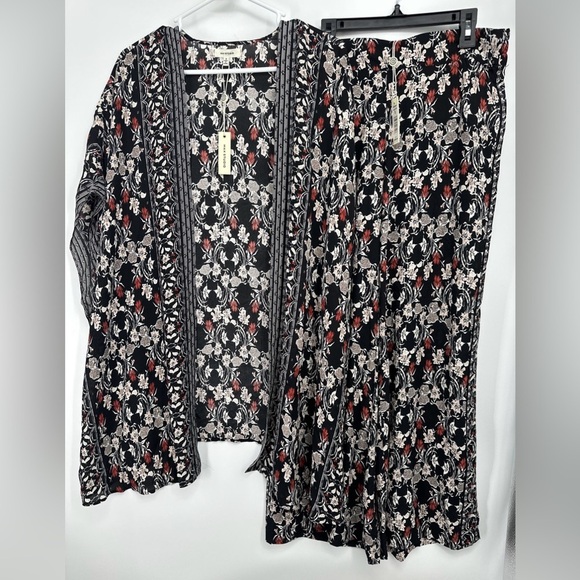 NWT Max Studio $195 Open Duster Top and Wide Leg Crop Pants 2pc Set Sz Sz Small - Picture 1 of 4